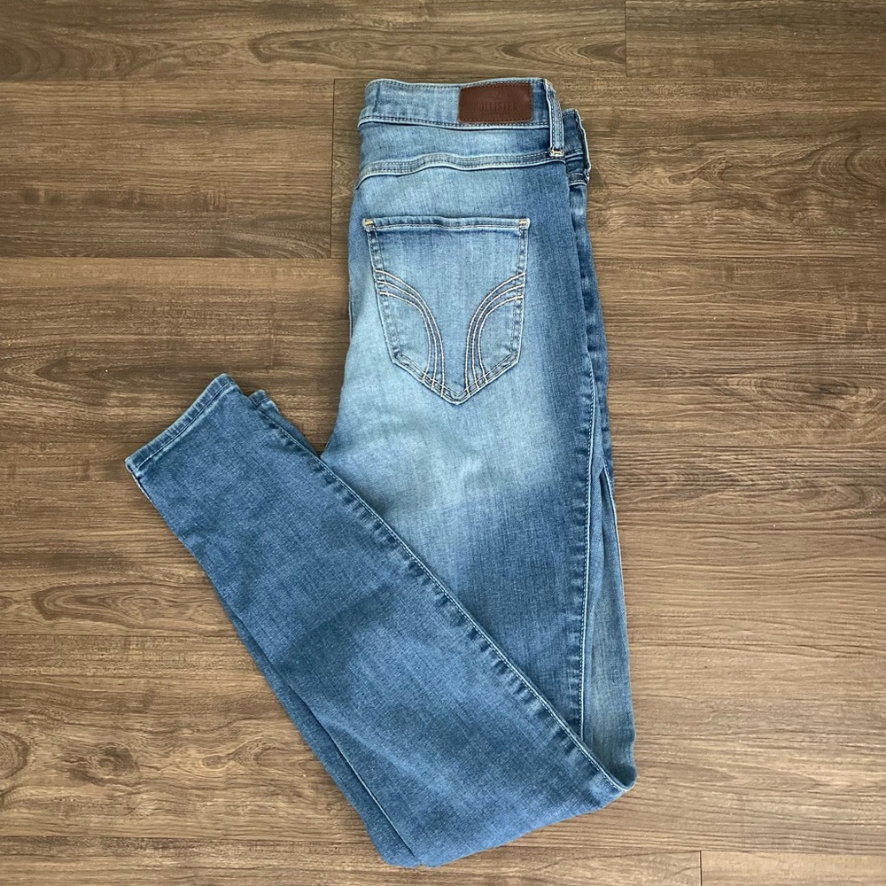 Hollister Girl’s High Rise Super Skinny Jeans